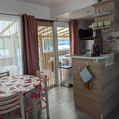 Mobil Home 6 A 8 Personnes Climatise Campsite Saint-Papoul