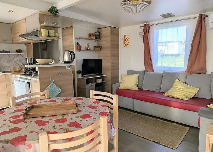 Camping Mobil 6 A 8 Personnes Climatise Saint-Papoul